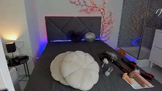 Snapshot of CassieEvans chatting on 3, 12, 2025 CassieEvans online show from 3, 12, 2025