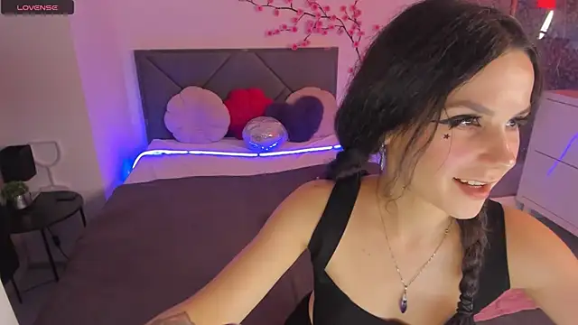 Snapshot of CassieEvans chatting on 11, 7, 2026 CassieEvans online show from 11, 7, 2026
