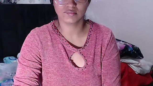 SweetAlmaa online show from 13, 4, 2026