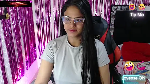 Snapshot of SweetAlmaa chatting on 4, 7, 2026 SweetAlmaa online show from 4, 7, 2026