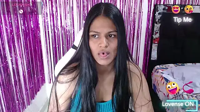 SweetAlmaa online show from 15, 3, 2026