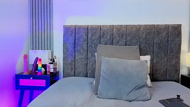 Ema Stone65 online show from 19, 11, 2025