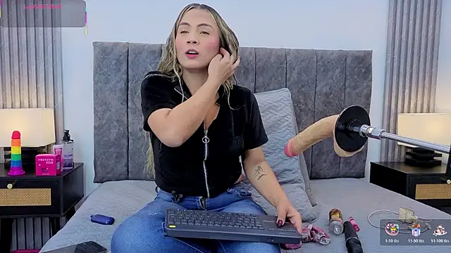 Ema Stone65 online show from 11, 2, 2026