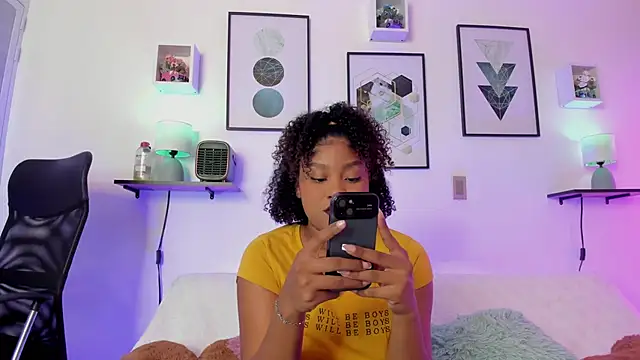 Snapshot of ohrianagibson chatting on 3, 12, 2024 ohrianagibson online show from 3, 12, 2024