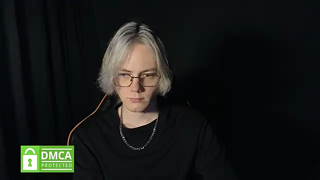 Snapshot of Keytaro chatting on 8, 7, 2026 Keytaro online show from 8, 7, 2026