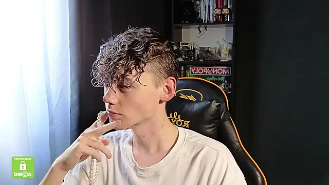 Keytaro online show from 14, 12, 2025