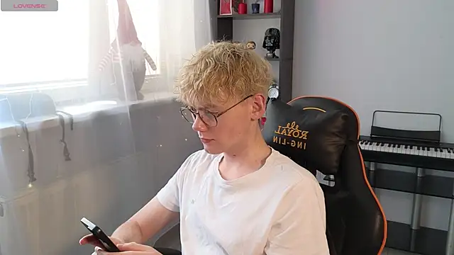 Keytaro online show from 14, 3, 2025