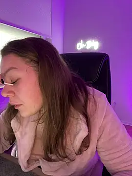 Fancy-Francy online show from 20, 2, 2025