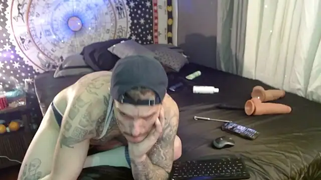 UnCuTupTheBuTT online show from 13, 1, 2026