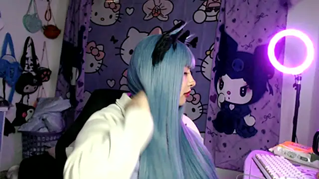 Snapshot of lussyevans24 chatting on 28, 6, 2026 lussyevans24 online show from 28, 6, 2026
