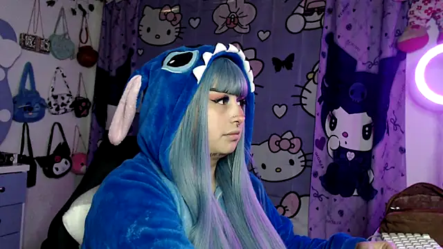 lussyevans24 online show from 9, 2, 2026