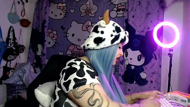 Snapshot of lussyevans24 chatting on 30, 6, 2026 lussyevans24 online show from 30, 6, 2026
