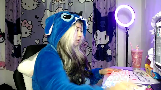 lussyevans24 online show from 11, 11, 2025