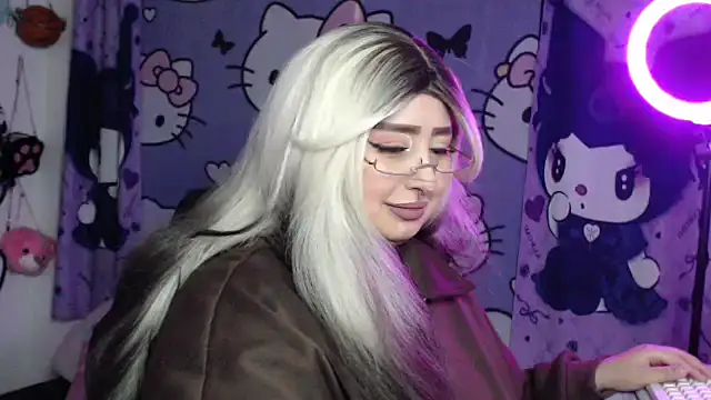 lussyevans24 online show from 28, 5, 2026