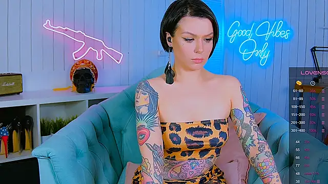 My toys pink online show from 13, 3, 2025