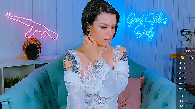 My toys pink online show from 9, 3, 2025