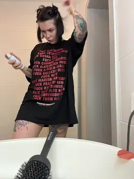 My toys pink online show from 4, 7, 2026