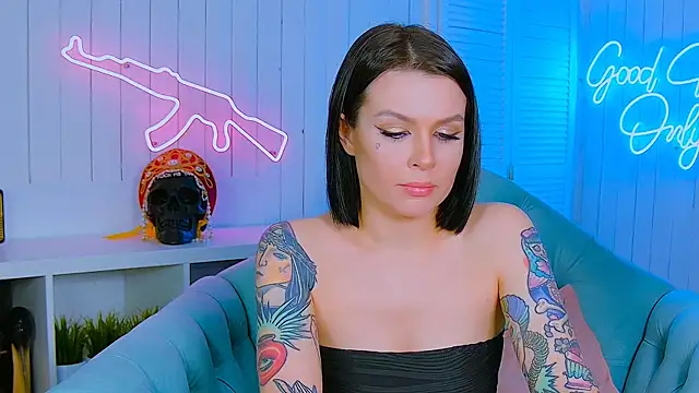 My toys pink online show from 19, 2, 2025