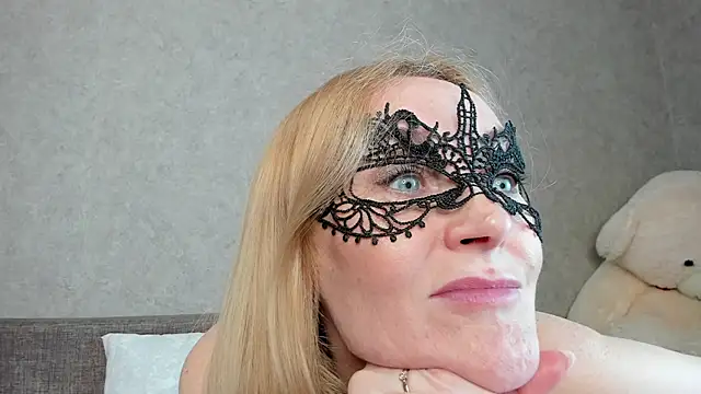 angelica marquise online show from 9, 5, 2026