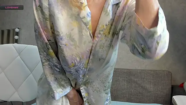 angelica marquise online show from 24, 11, 2025