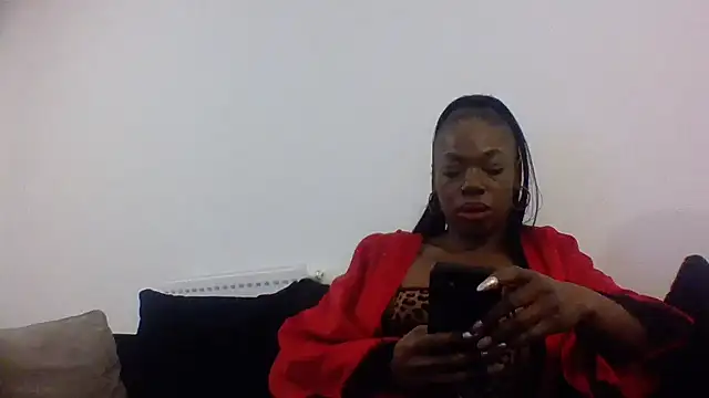 Snapshot of Cinderella_Jewels_ chatting on 18, 1, 2026 Cinderella Jewels online show from 18, 1, 2026
