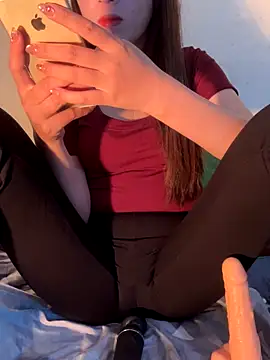 Snapshot of PussyWet_ chatting on 27, 11, 2025 PussyWet online show from 27, 11, 2025