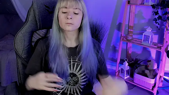 LexiWenford online show from 5, 11, 2025