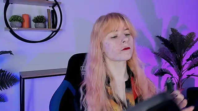 LexiWenford online show from 5, 3, 2025