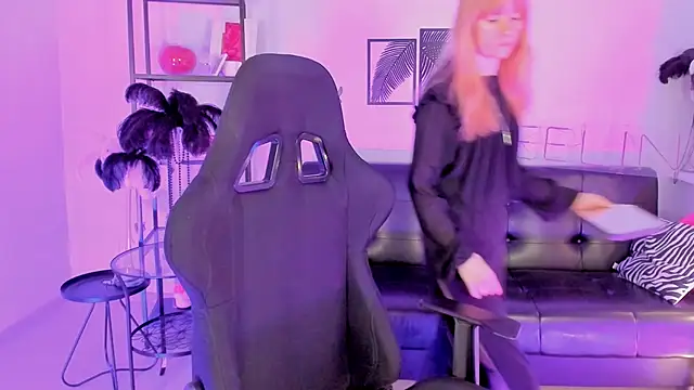 LexiWenford online show from 20, 2, 2025