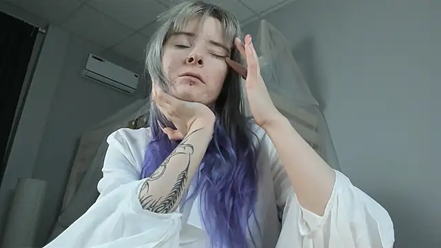 LexiWenford online show from 30, 10, 2025