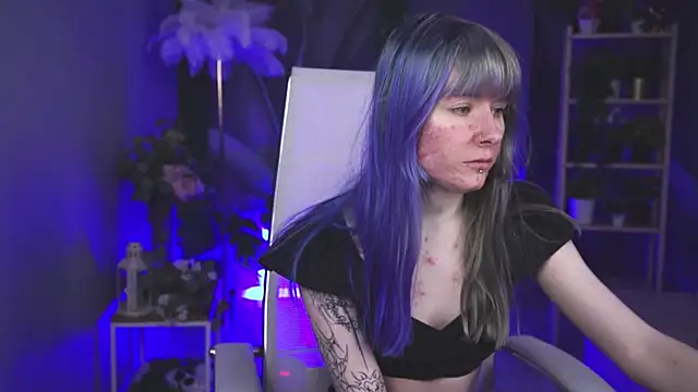 Snapshot of LexiWenford chatting on 4, 5, 2026 LexiWenford online show from 4, 5, 2026