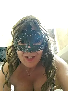 Viola8p online show from 6, 1, 2025