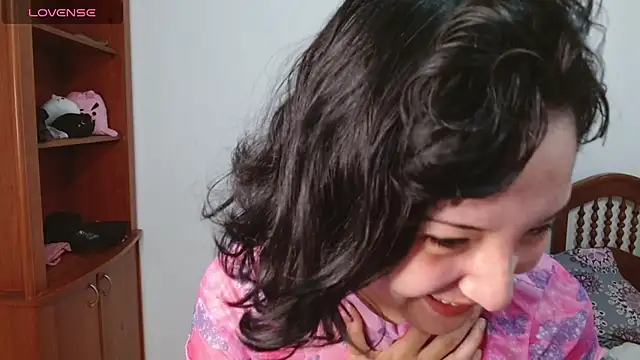 alexaa08 online show from 7, 10, 2025