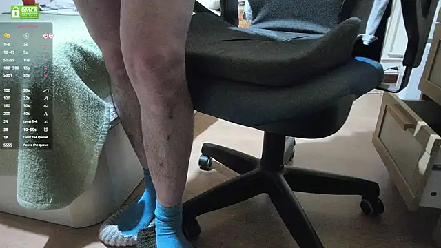 Papi Loveclits online show from 28, 4, 2026