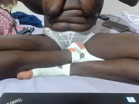 Petite doll20 online show from 3, 10, 2025