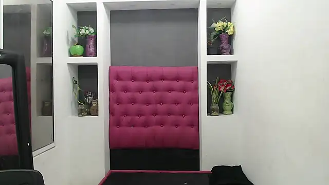 Dona Tela online show from 28, 12, 2024