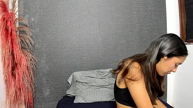 monse 02 online show from 20, 3, 2025