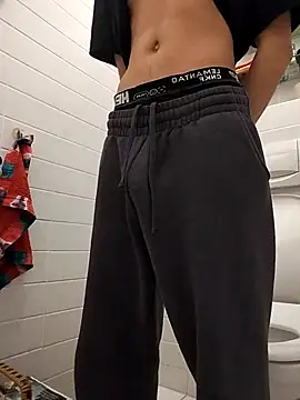 Dennis 2024 online show from 15, 11, 2025