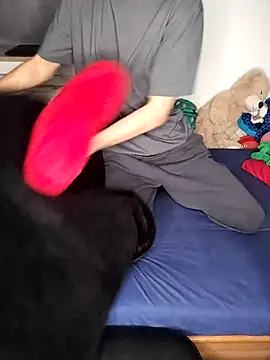 Dennis 2024 online show from 21, 10, 2025