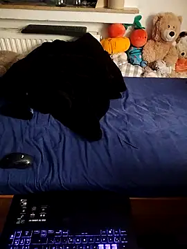 Dennis 2024 online show from 8, 9, 2025