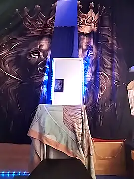 Dennis 2024 online show from 25, 2, 2025