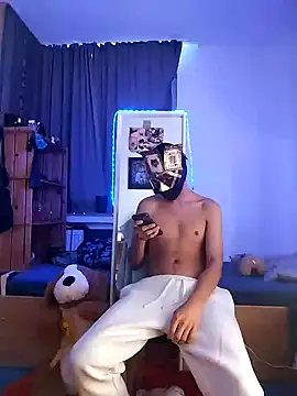 Dennis 2024 online show from 18, 1, 2025