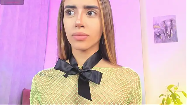 StormiRusso online show from 6, 10, 2025