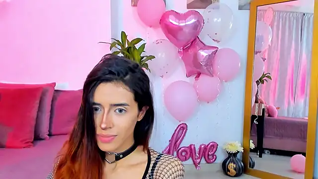 StormiRusso online show from 5, 2, 2025