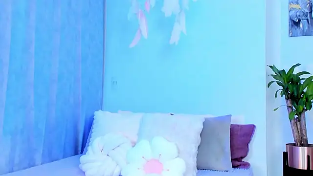 StormiRusso online show from 7, 3, 2025