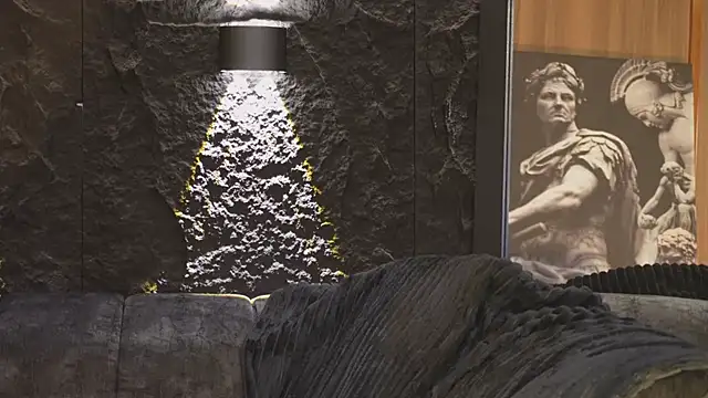 DannSaenz online show from 27, 10, 2025