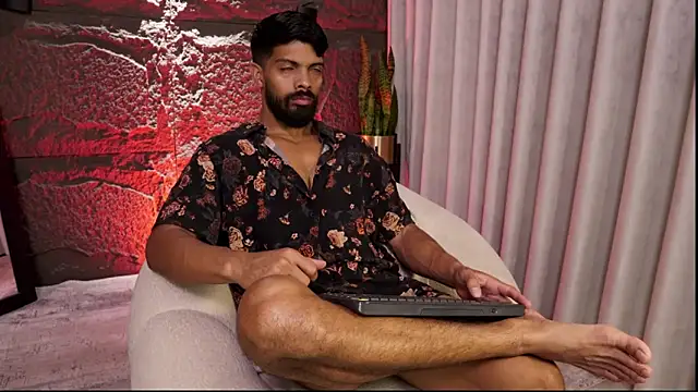 DannSaenz online show from 14, 4, 2026