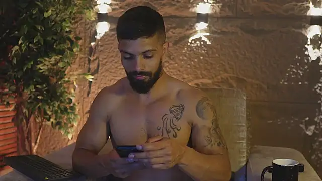 DannSaenz online show from 25, 9, 2025