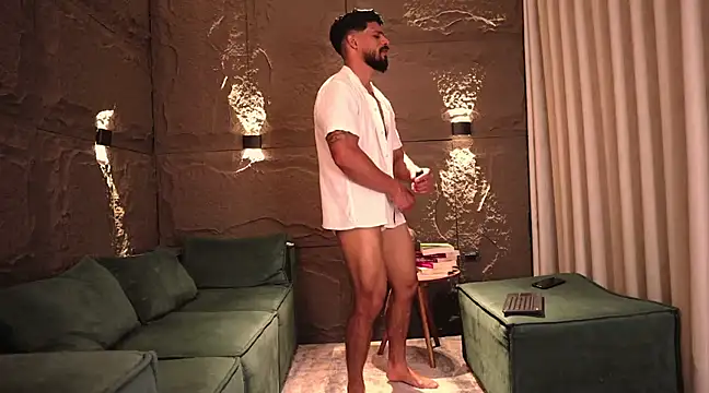 DannSaenz online show from 16, 3, 2025