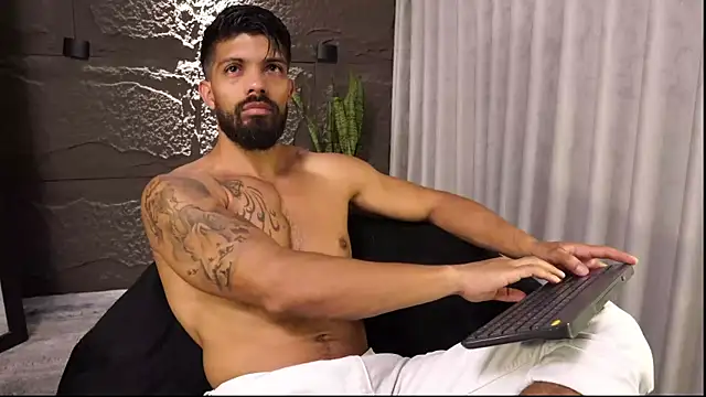 DannSaenz online show from 1, 5, 2026